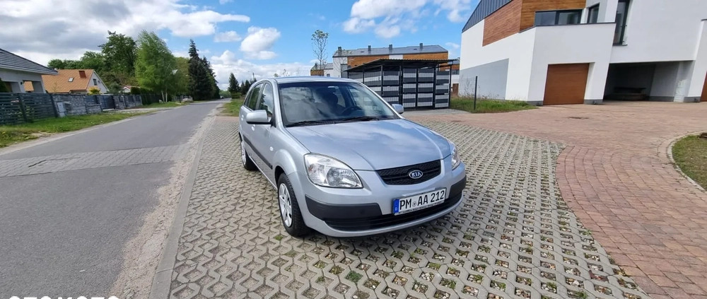 Kia Rio cena 10000 przebieg: 123000, rok produkcji 2006 z Kłodawa małe 121